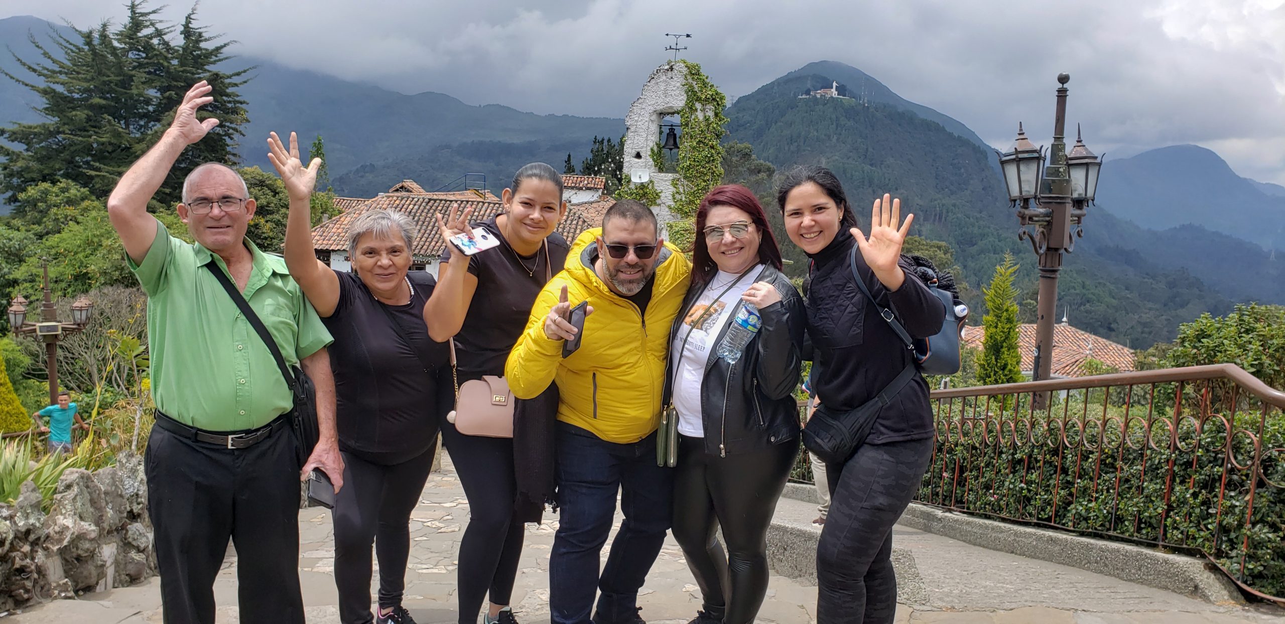 Climb to Heaven Tour: Monserrate Hill in Bogota - VE Mundo - Tours Bogota