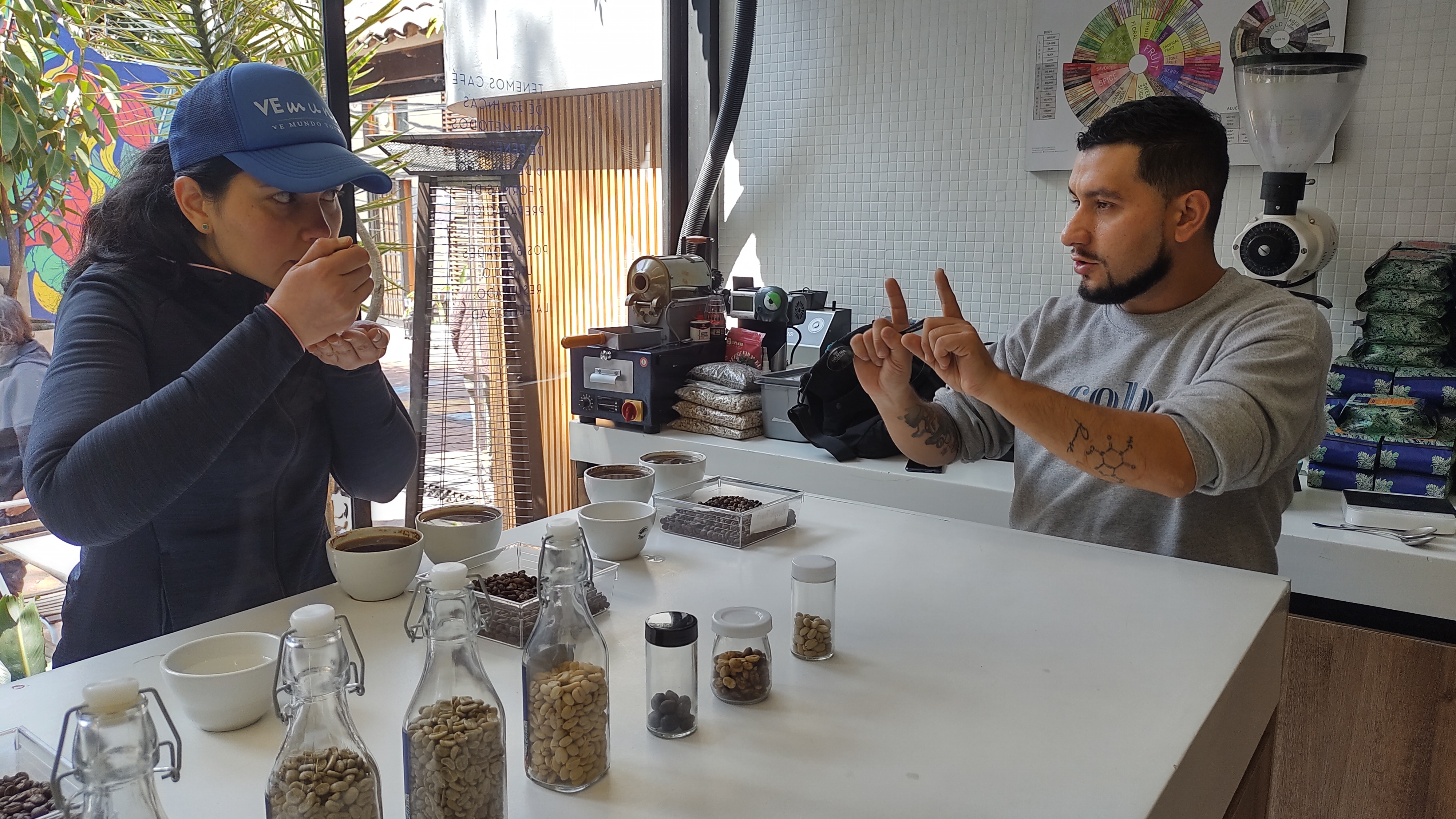 Colombiaanse koffieproeverij in Bogotá Colombiaanse koffieproeverij in Bogotá - VE Mundo - Tours Bogota